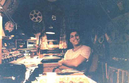 Tom, Studio 3